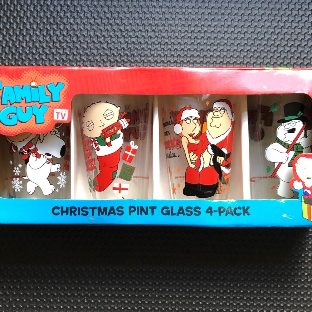 Family Guy Christmas Pint Glass Set of 4 NEW 🎄 - Picture 4 of 6